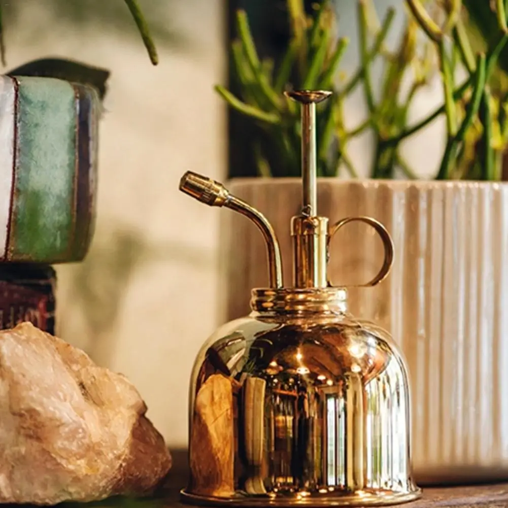 Латунная бутылка для полива в скандинавском стиле винтажные банки воды сочные