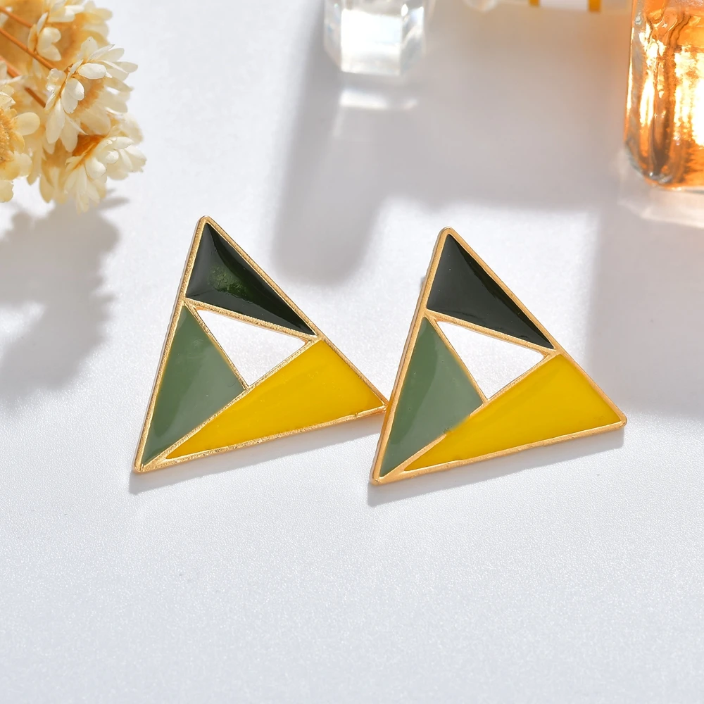 Новое поступление 2019 геометрические серьги MESTLO разноцветные полимерные полые