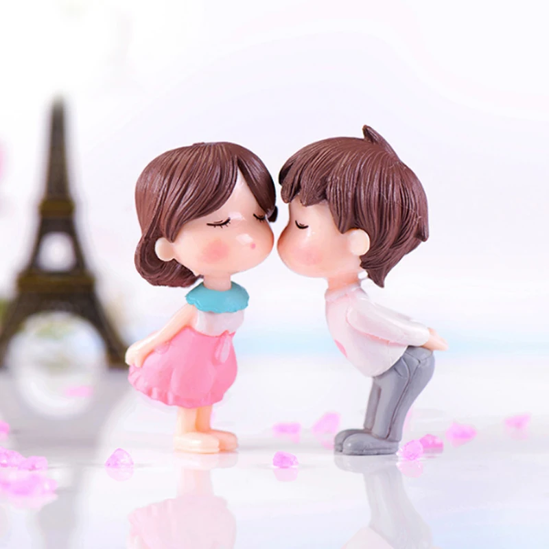 Hot 2PCS/1Set Miniatures Lovers Couple Figurines Resin Crafts Fairy Chair Garden Sweety Micro Landscape Home Decoration | Дом и сад