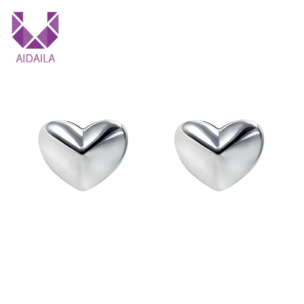 

Женские серьги-гвоздики из серебра 100% пробы