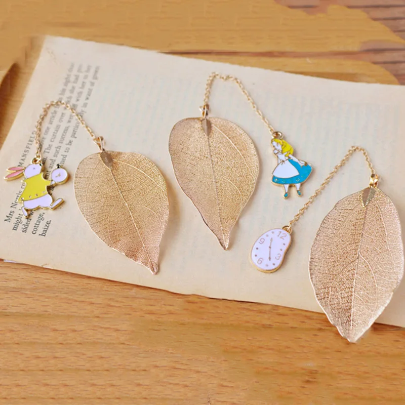 Newest Arrival Leaf Bookmarks Cartoon Rabbit Clock Pendant Metal Book Marks For Girls Gifts School Supplies Kawaii Stationery | Канцтовары
