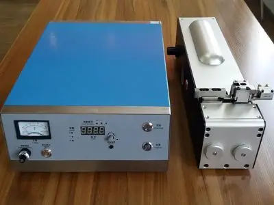 Автоматическая 20 кГц PP ABS Сан пластиковые сварщик ультразвуковой пайки машина |