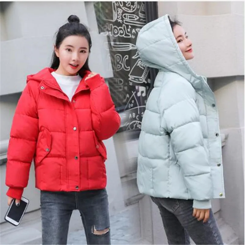 

2018 Winter new down-filled cotton dress women's cropped hooded coat slim fit jacket fashion jacket