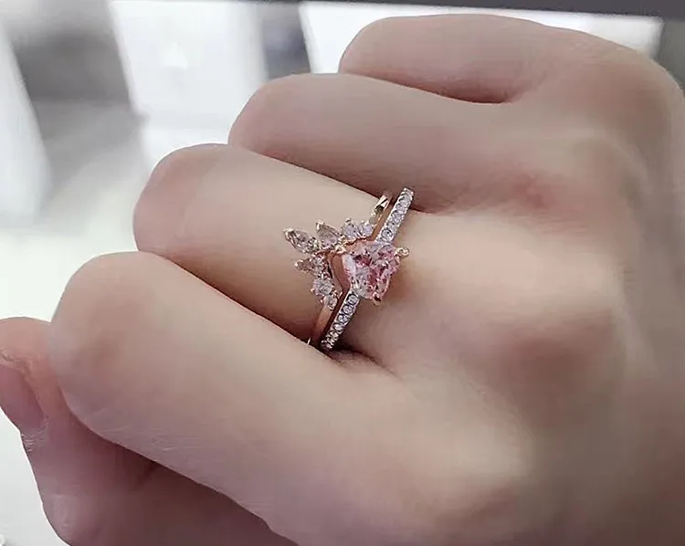 Женский винтажный комплект с кристаллами V Type трендовый Комплект колец