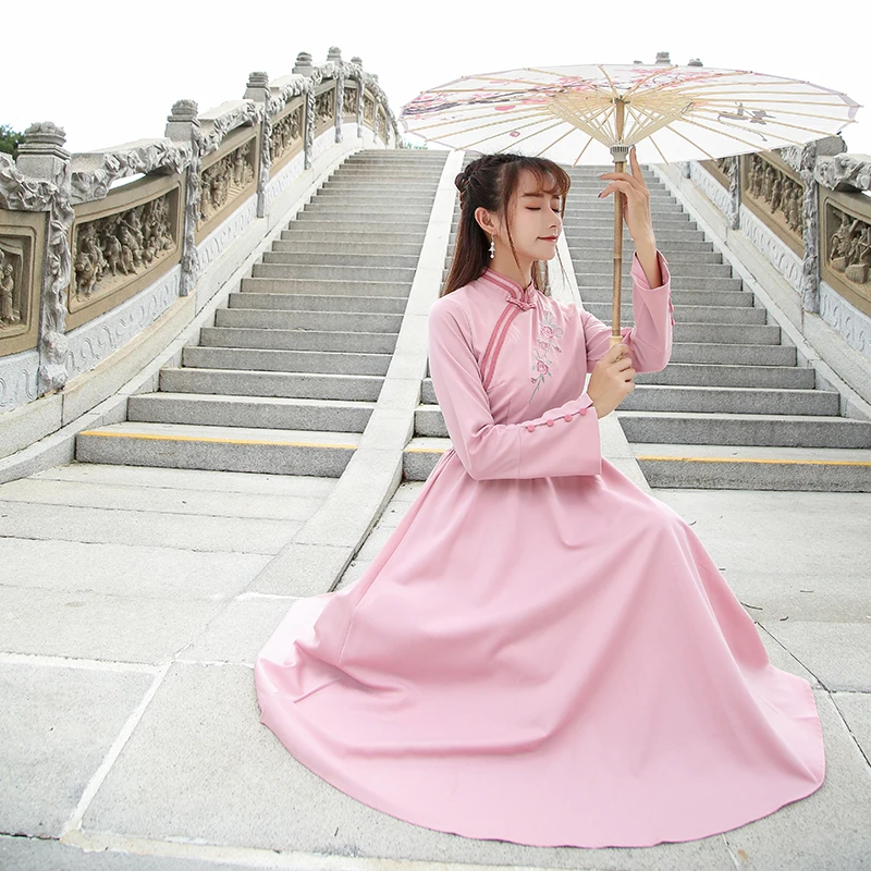 

New 2018 Autumn Vintage Women dress Slim Literary Grace Improved Cheongsam Embroidered Big Pendulum Dresses Pink 6742