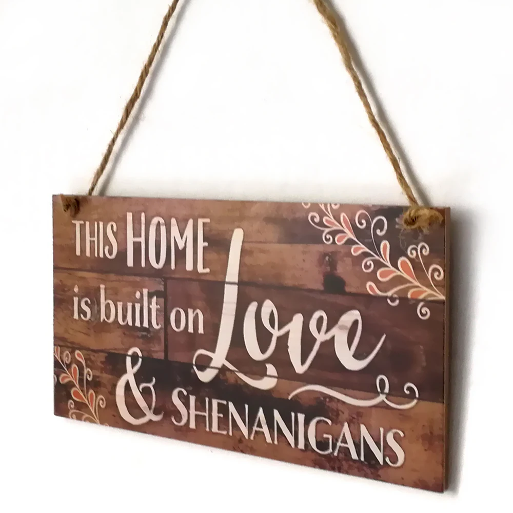 Этот дом построен на любовной деревянной доске подвесной знак украшение