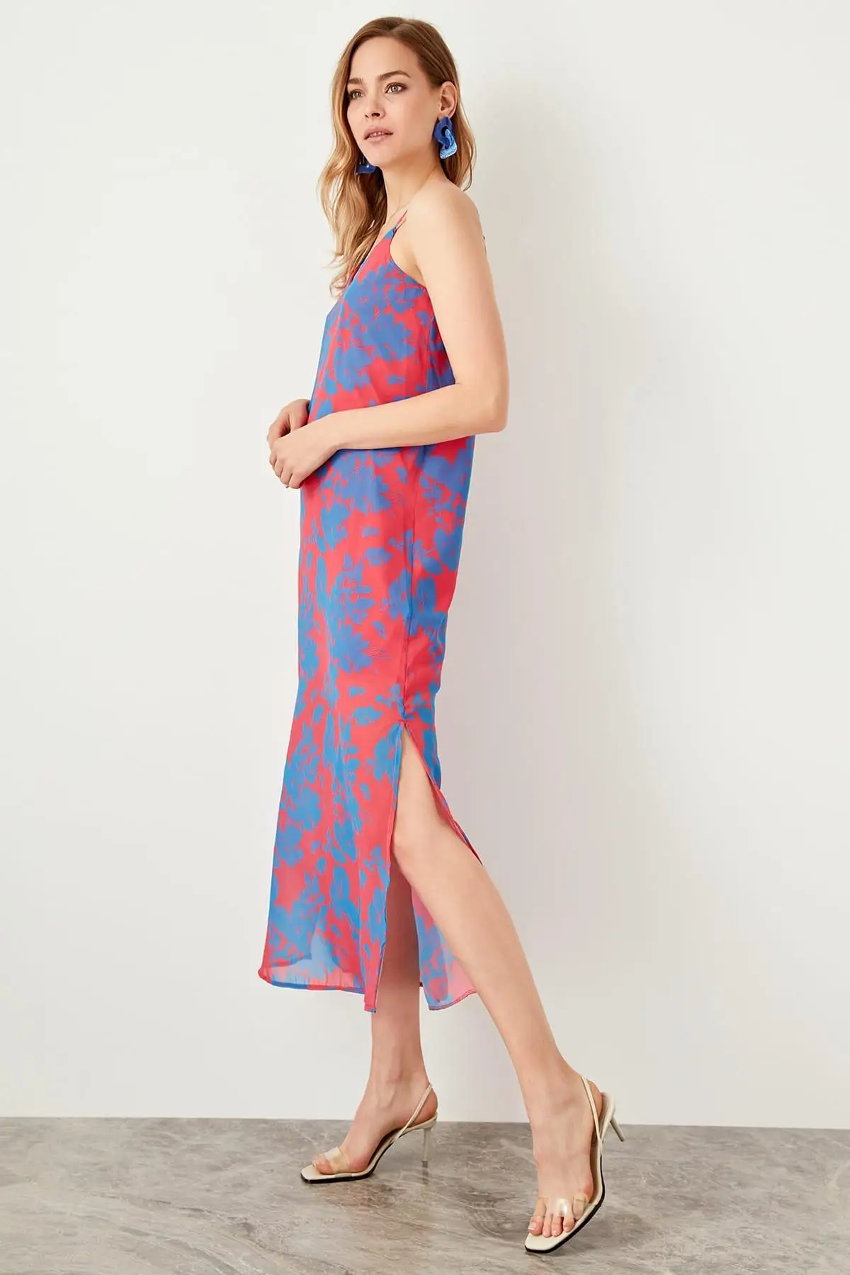 Платье с розовым принтом Trendyol TWOSS19EH0139|Женские платья| |
