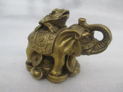 

Rare Chinese Manual Hammer Copper Spittor Elephant Statue Of Peace