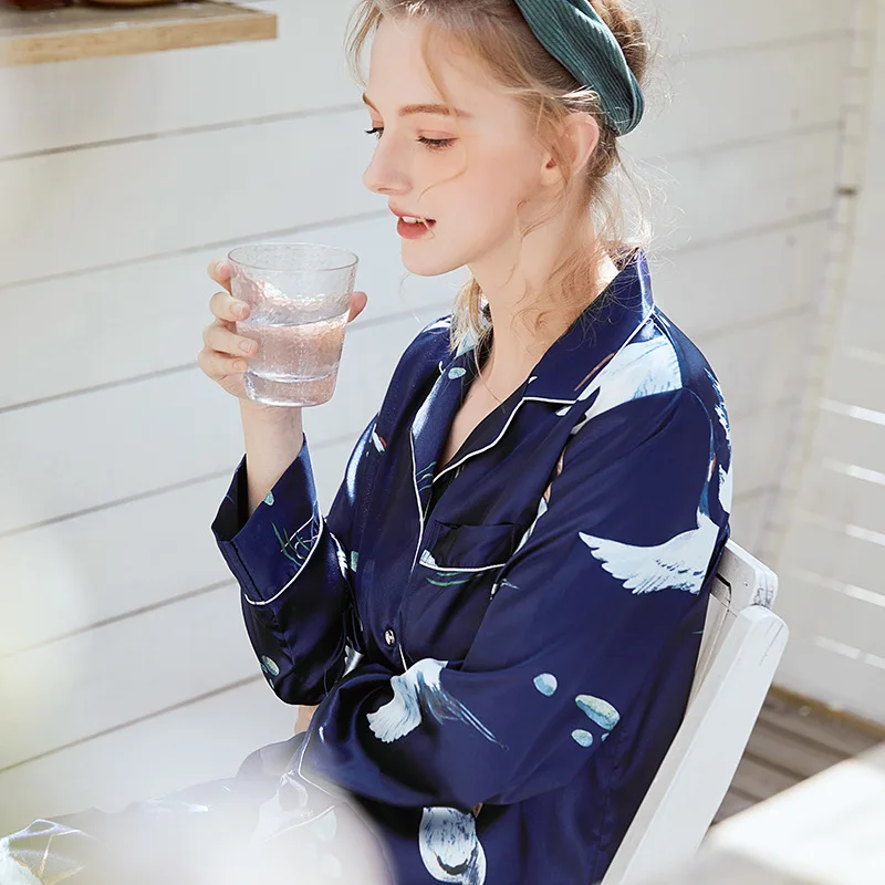 Женские пижамы шелковые женские с длинным рукавом Брюки домашний сервис