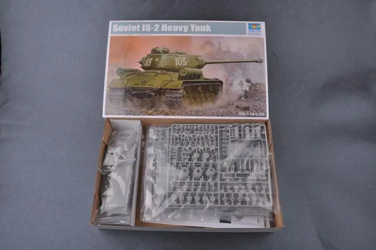 Trumpeter 1/35 05588 советский тяжелый танк JS 2|Наборы для сборки моделей| |