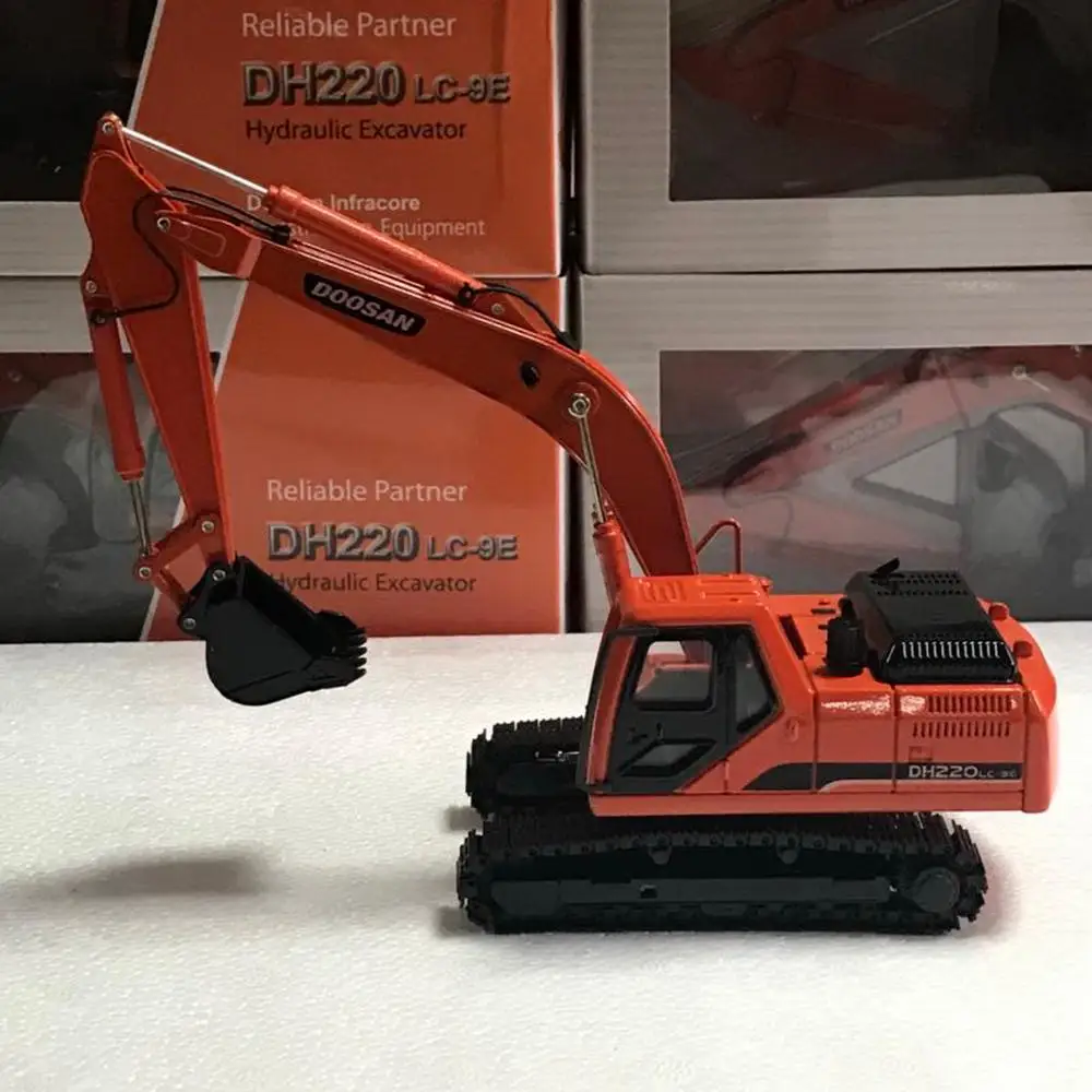 1/40 DOOSAN DH220LC-9E гидравлический экскаватор с металлической гусеницей Игрушечная