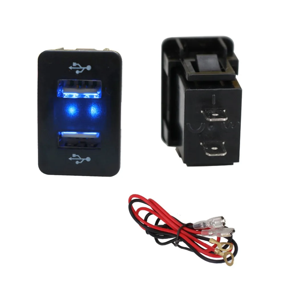 Автомобильное зарядное устройство SOONHUA с двумя USB портами и цифровым