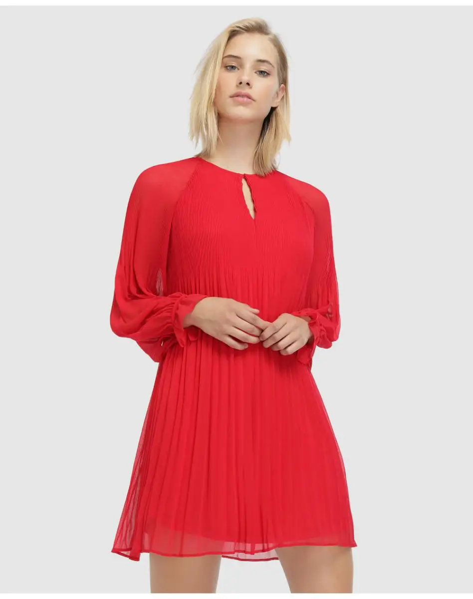 Женское платье молодой формулы красного цвета с плиссировкой | Женская одежда