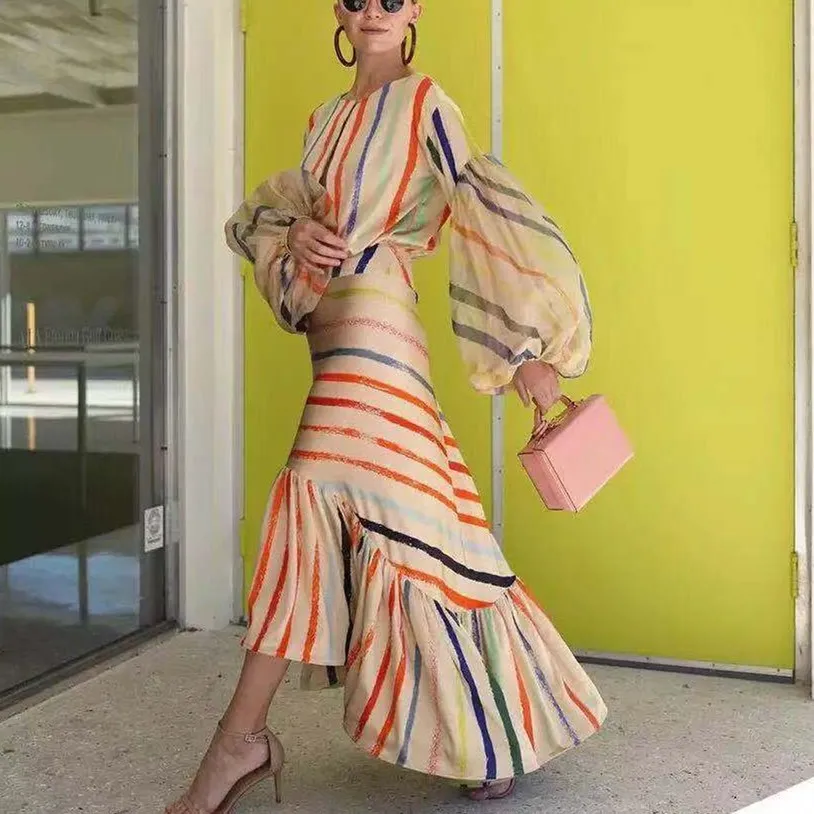 Новинка 2019 Полосатое платье русалки с рукавом фонариком женское летнее