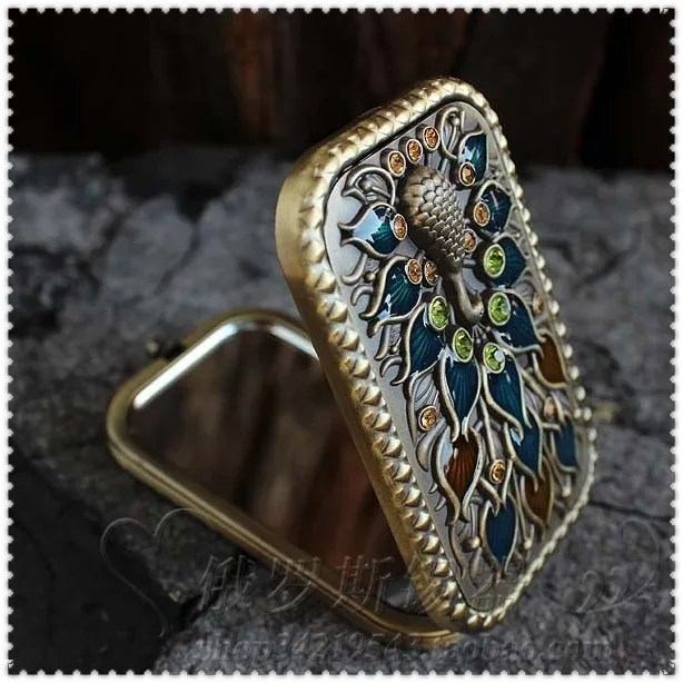 

Beautiful Peacock Mirror Birthday Gift Creative Festival Magnification Folding Metal Cosmetic Mirror Antique Beauty Mirror 355