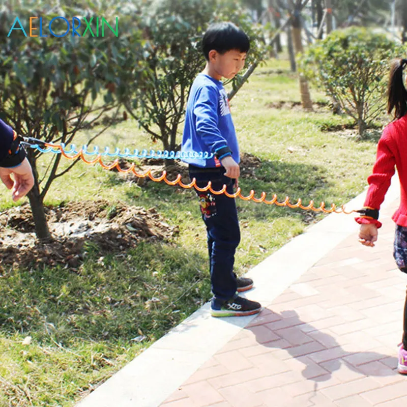 Arn&eacute;s de seguridad con recordatorio antip&eacute;rdida para ni&ntilde;os peque&ntilde;os, cuerda de tracci&oacute;n de enlace de mu&ntilde;eca, bloqueo, corte continuo-0