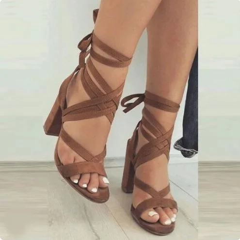 Beli Sandal Gladiator Hak Chunky Berenda Tali Pergelangan Kaki Suede Coklat Seksi Sandal Hak Persegi Wanita Ukuran Plus Sepatu Gaun Musim Panas