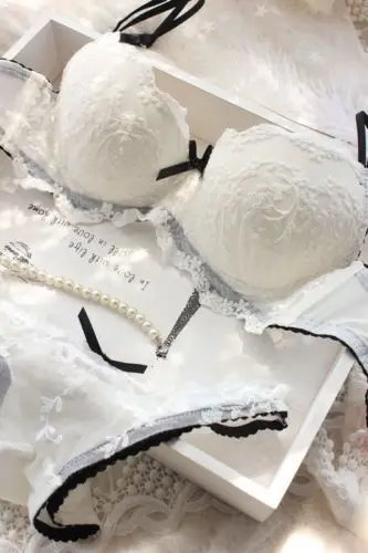 Сексуальные комплекты кружевное белье женское нижнее комплект с шортами