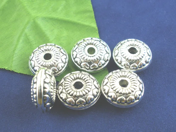 DoreenBeads 30 шт Серебряный Цвет Круглые прокладки бусины 18 мм (B01944) Иу | Украшения и