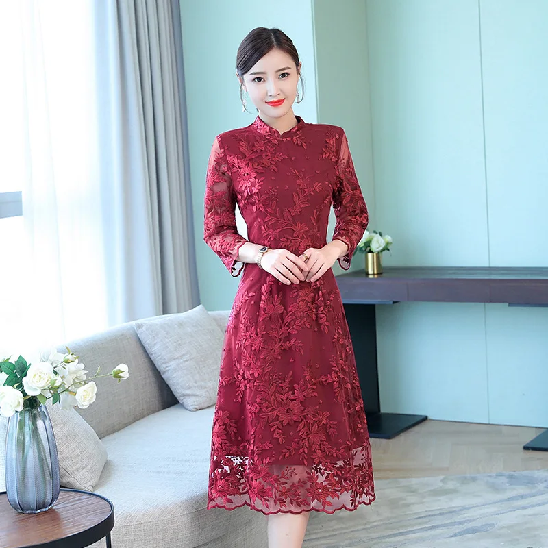 

2019 Autumn Clothing New Product Temperament Grace Fashion Joker Seven Part Sleeve Self-cultivation Gauze Embroidered Dress