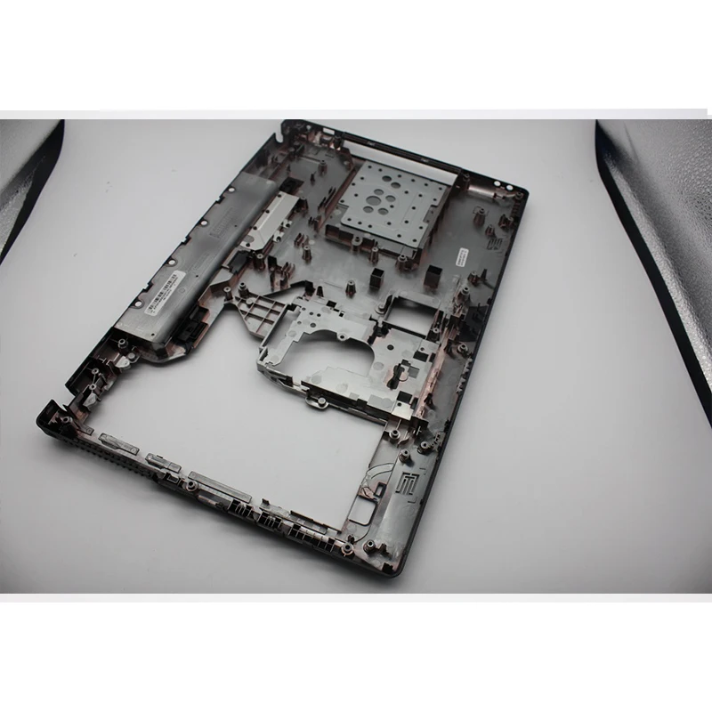 Чехол-накладка для ноутбука Lenovo G780 100% оригинальный черный 17 3 | Компьютеры и офис