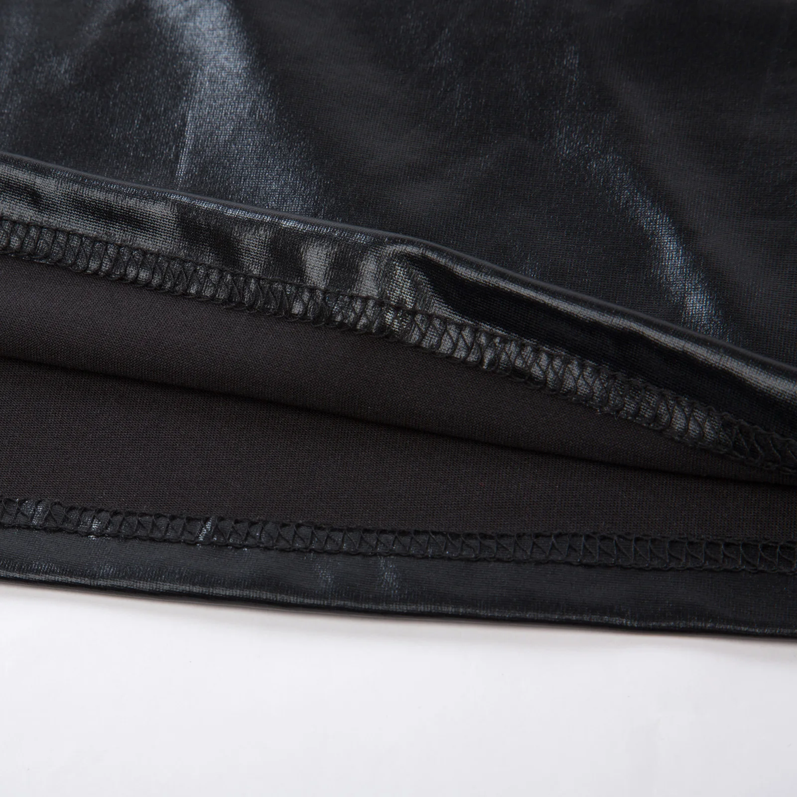 Женская сексуальная черная/темно розовая блестящая эластичная мини юбка в