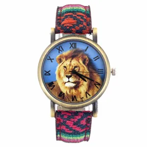 Аналоговые кварцевые часы с тканевым ремешком для мужчин и женщин