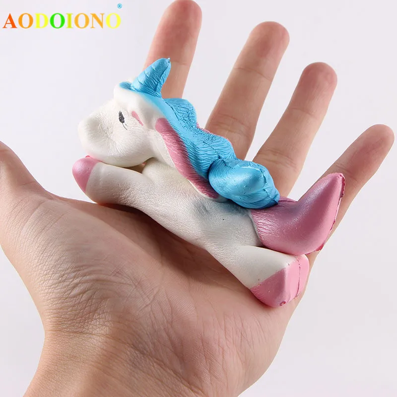 Единорог Fly Horse мягкими игрушки замедлить рост Jumbo Squeeze игрушечные лошадки Шарм