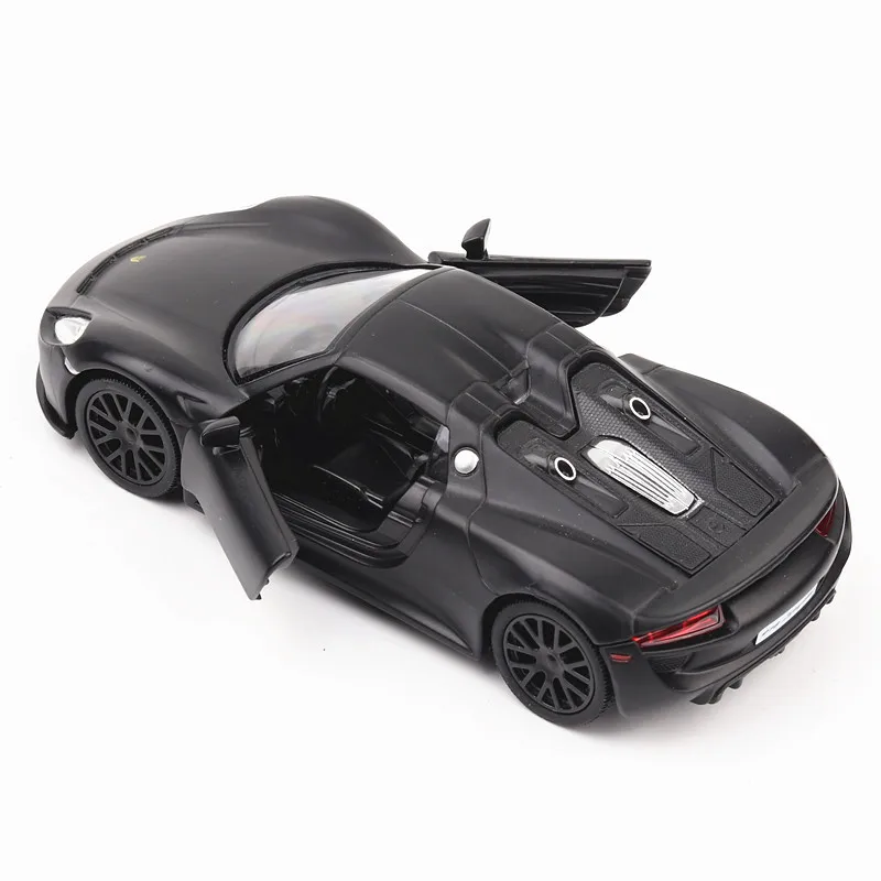 1:36 Simulation Alloy Die-casting Super Sports Car Model Sound And Light Pull Back Children's Toy Baking Cake Decoration |
