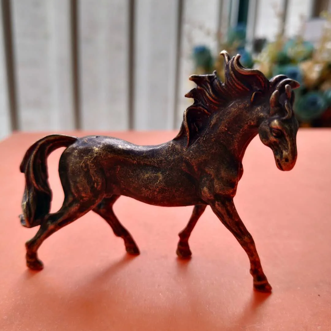 

Collection Old Chinese archaize pure brass running horse small statue