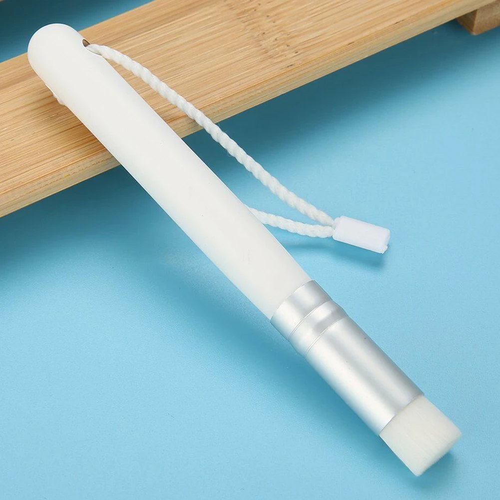 Чистящая Щетка малая Расширительная Удаление угрей Женская легкая моющая