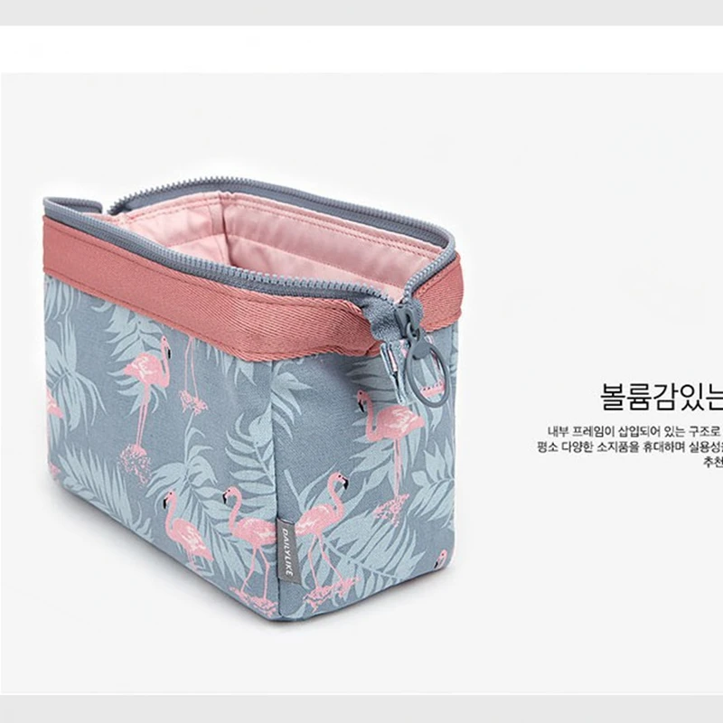 Фламинго косметичка для женщин на молнии портативный милый Многофункциональный