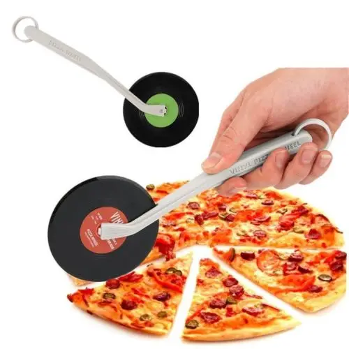 New Creative Top Spin Silicone Record Player Pizza Cutter Vinyl Design Wheel Home Kitchen Tool |