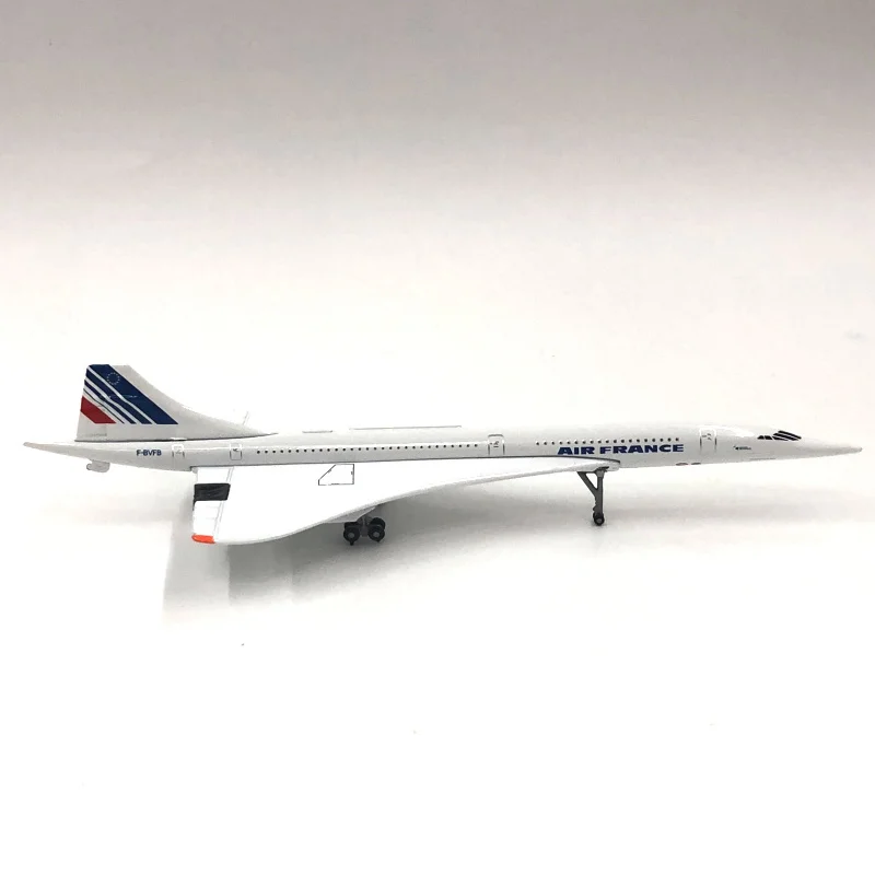 Специальный литье Ew 1:400 модель самолета из сплава socatec Air France |