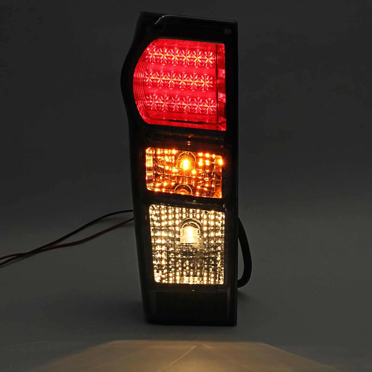 1 Pair Rear Tail Light For Isuzu Dmax Yukon Utah 2012 2013 2014 2015 2016 2017 2018 Brake Lamp With Wire harness | Автомобили и