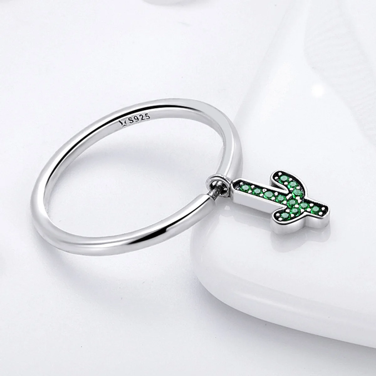 DALARAN 925 sterling silver youth charm personality green bird pendant bright eye light female matching match ring | Украшения и