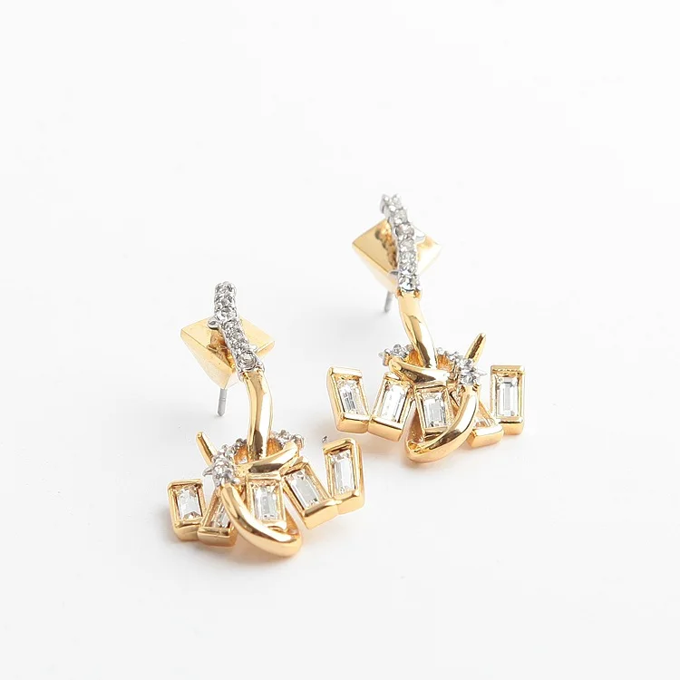 

Free shipping Contracted temperament stereoscopic pearl earrings
