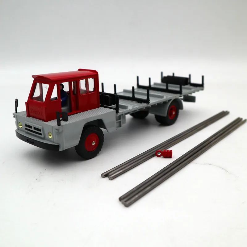 Атлас 1/43 Dinky Toys 885 CAMION SAVIEM S7 кольцо железное литье под давлением модели