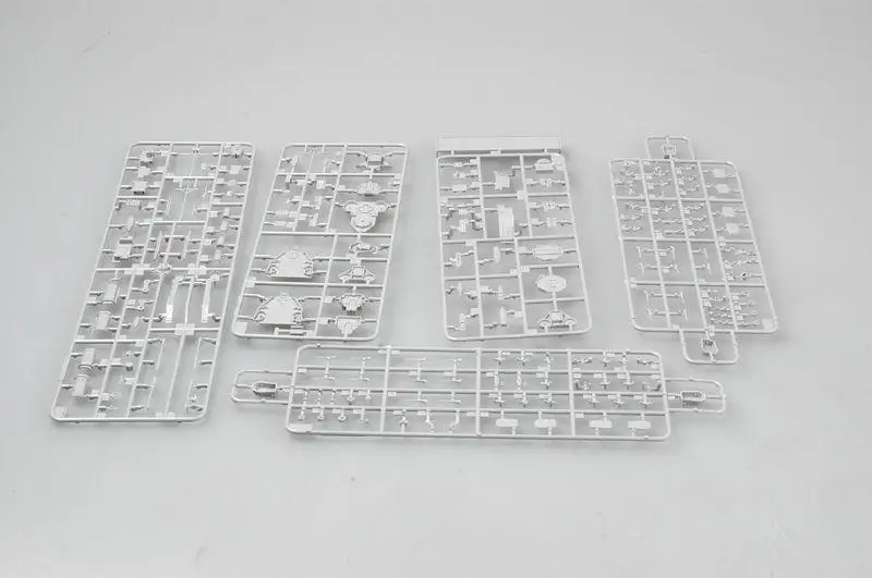 Trumpeter 1/700 05744 USS Minneapolis CA 36|Наборы для сборки моделей| |