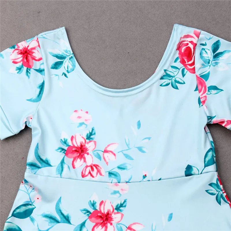 Boho/летнее пляжное платье для мамы и дочки одинаковые Семейные Платья с цветочным