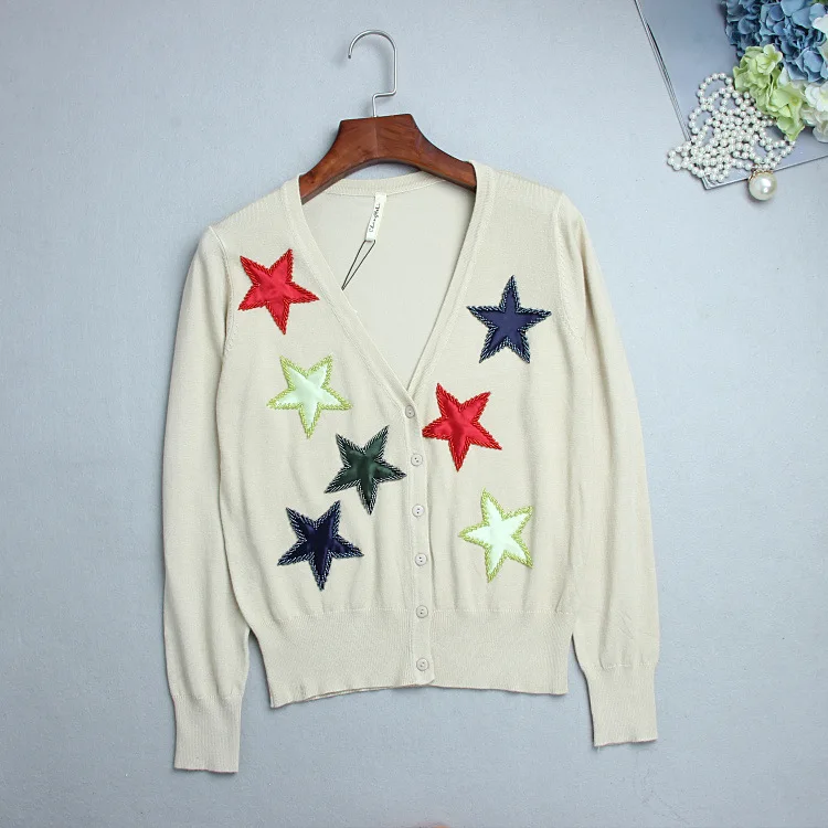 2018 autumn new long-sleeved sweater version of the five-pointed star embroidery beaded cardigan |