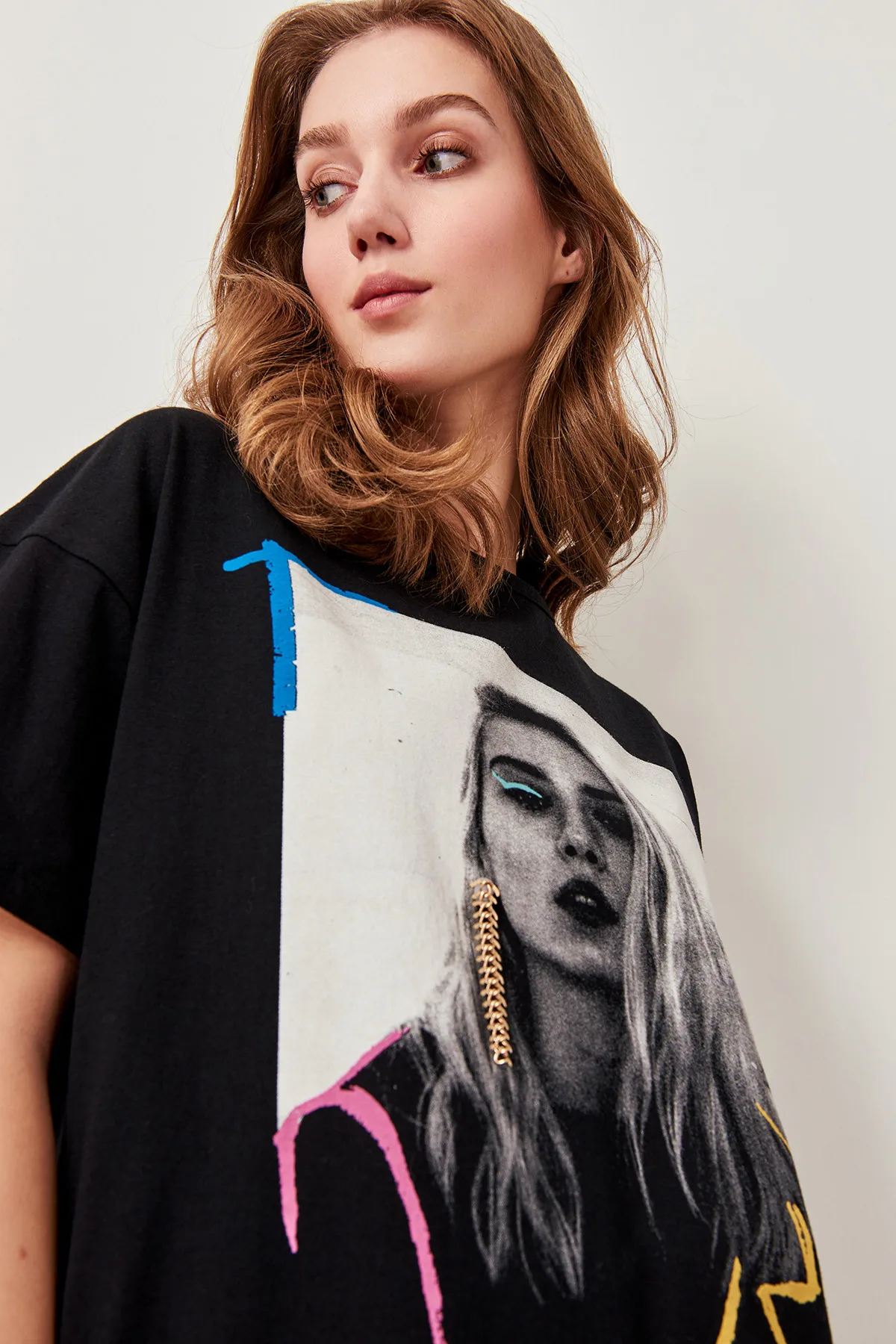 Trendyol передовые аксессуары для вязания черные футболки с принтом TWOSS19YN0121 | Женская