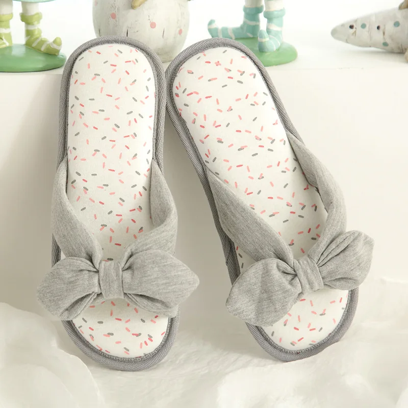 Домашние женские домашние тапочки с открытым носком и принтом летние