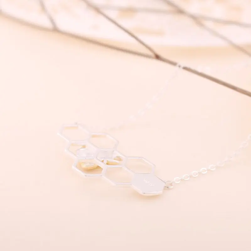 S92-5 Sterling SIL Fashion Jewelry Honeycomb Golden Bee Honeybee Insect Pendant Necklace A2712 | Украшения и аксессуары