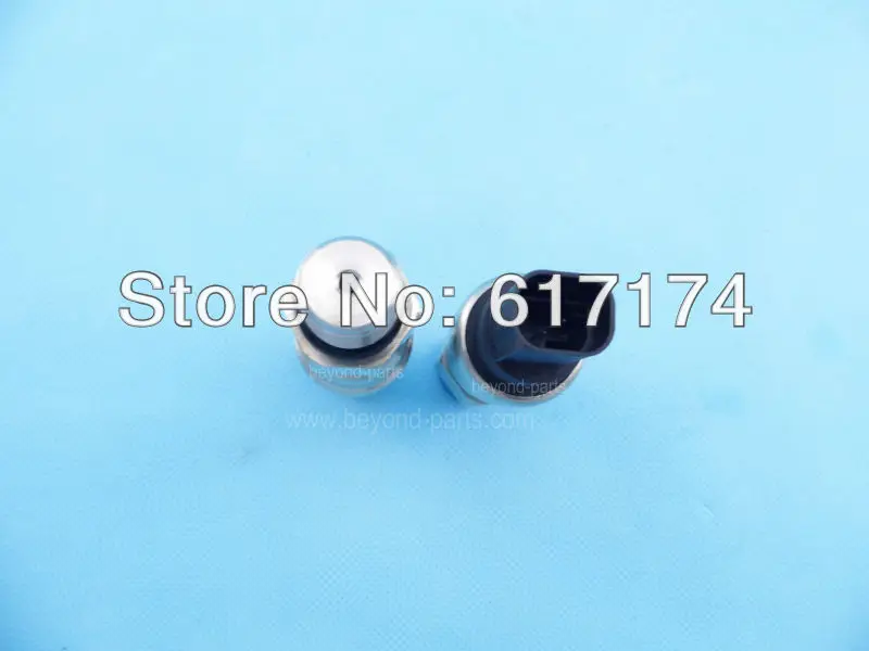Free shipping SK200-6 SK200-6E excavator high pressure switch LS52S00012P1 LC52S00012P1 |