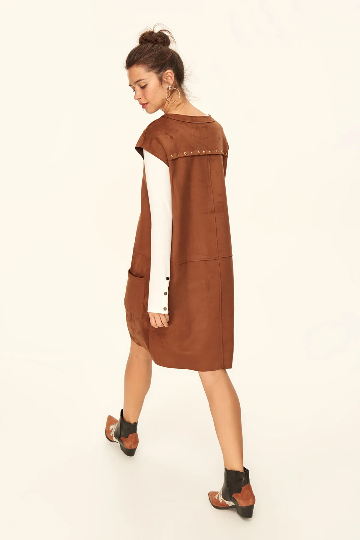 Трикотажное платье из замши Trendyol Taba TCLAW19EH0068|Женские платья| |