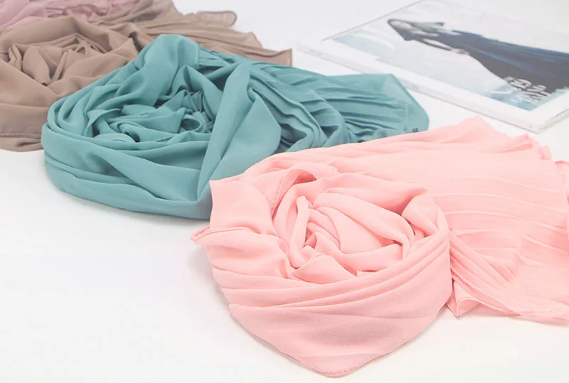 

100pc Patchwork Popular bubble chiffon Scarf Wrinkle hijab Pleat Scarf stitching Muffler muslim scarves/scarf