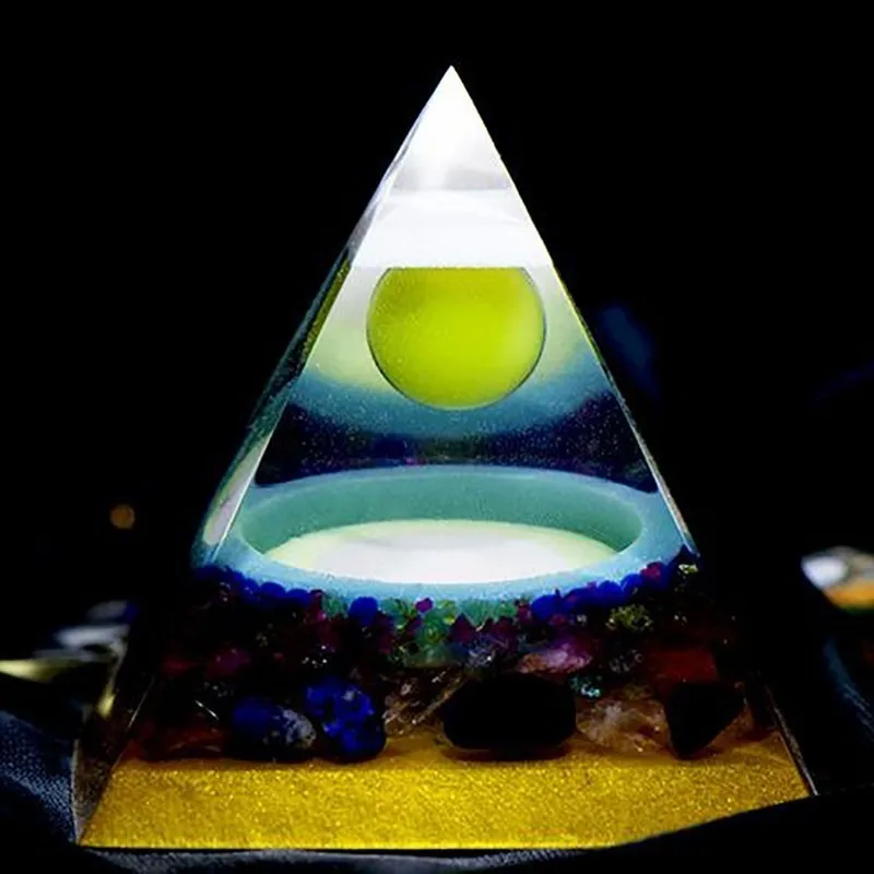 Светящаяся оргонитовая Пирамида AURA REIKI модель фэншуй минеральный кристалл