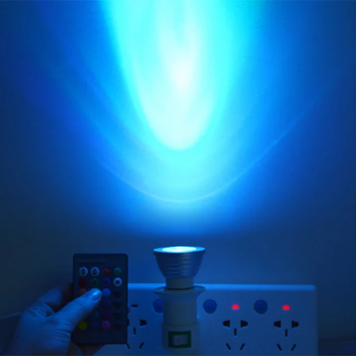 Лучшее 3W E27 16 Цвет светодиодный RGB волшебный Точечный светильник лампа с