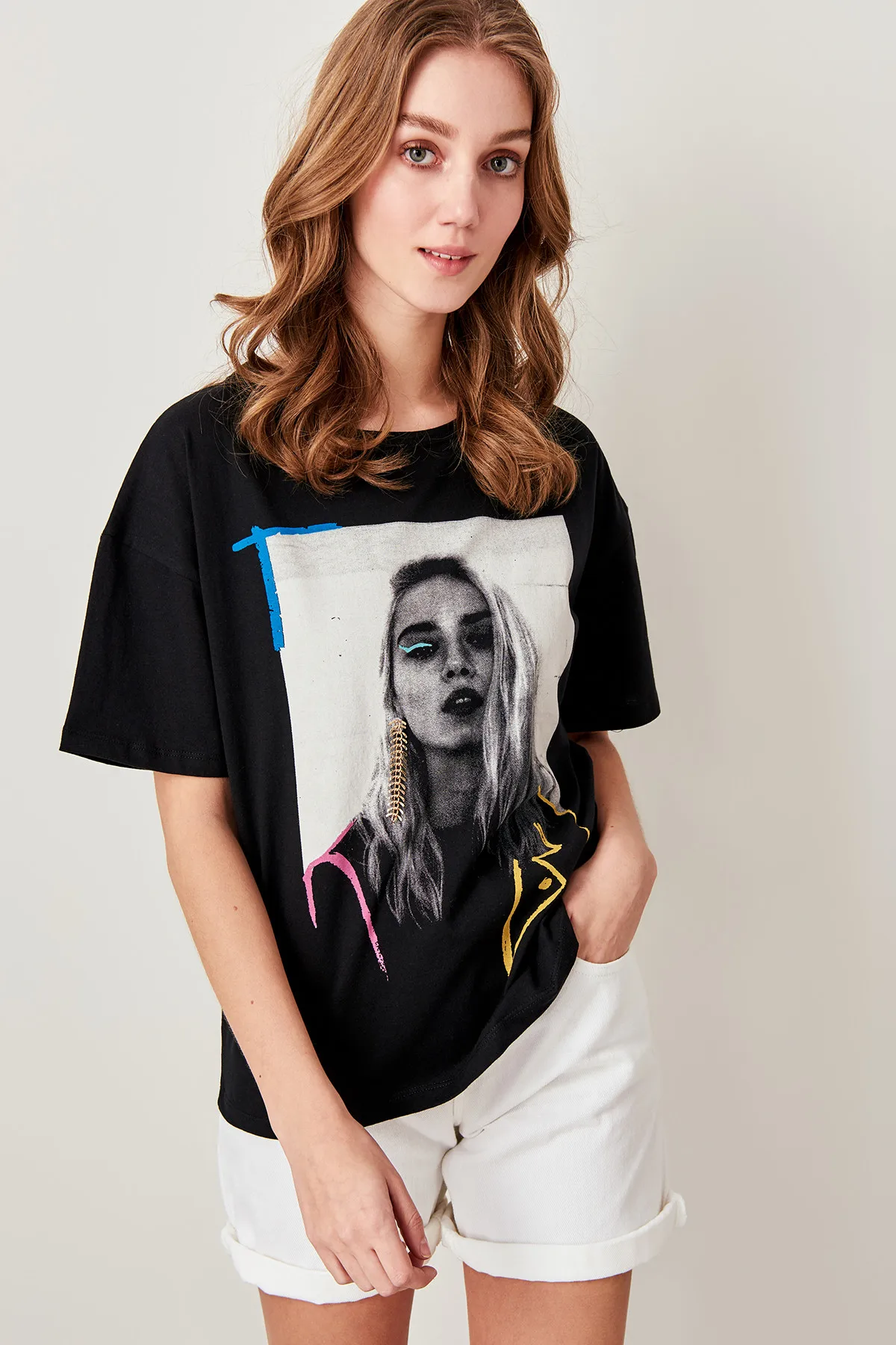 Trendyol передовые аксессуары для вязания черные футболки с принтом TWOSS19YN0121 | Женская